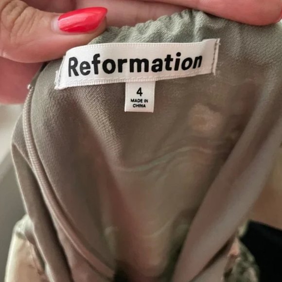 Reformation dress in verde - Picture 3 of 4